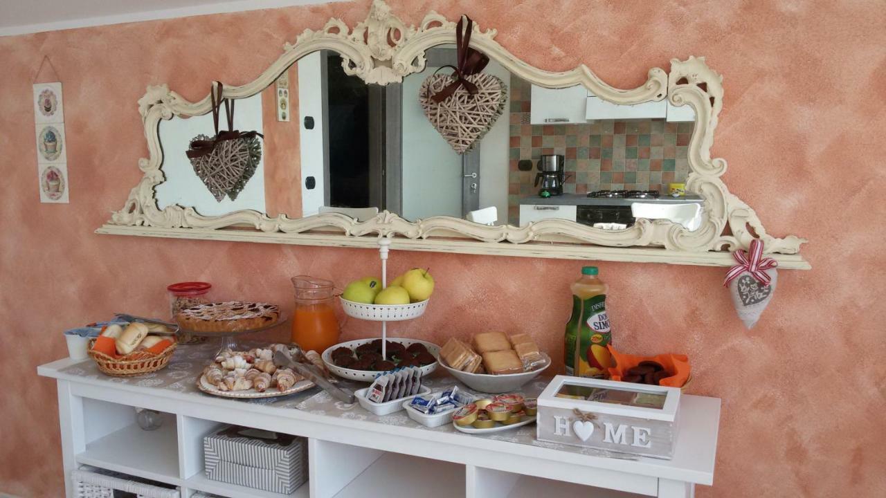 B&B A casa di Eleonora Villafranca di Verona Exterior foto