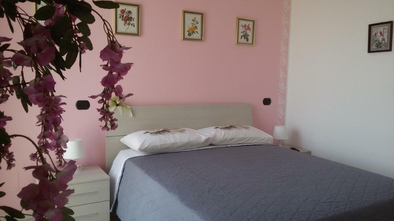 B&B A casa di Eleonora Villafranca di Verona Exterior foto